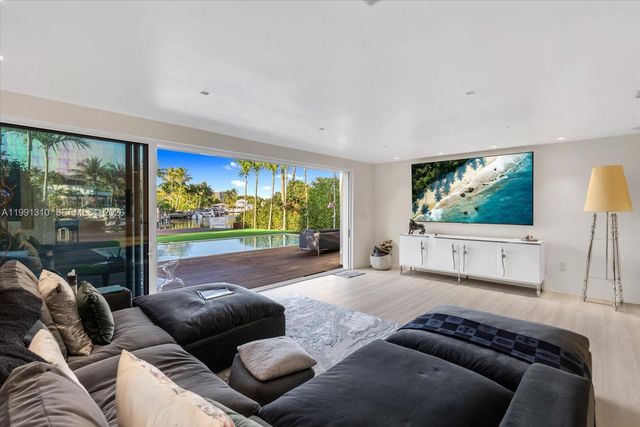 1277 Biscaya Dr, Surfside, FL 33154