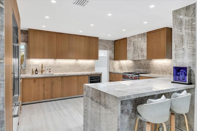 1277 Biscaya Dr, Surfside, FL 33154