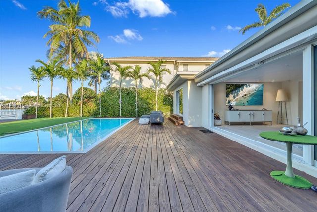 1277 Biscaya Dr, Surfside, FL 33154