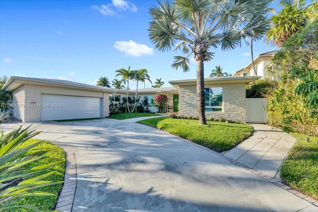 1277 Biscaya Dr, Surfside, FL 33154