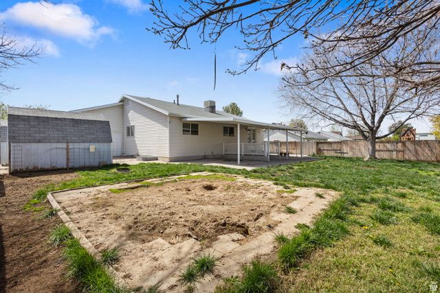 568 W 375 N, Clearfield, UT 84015