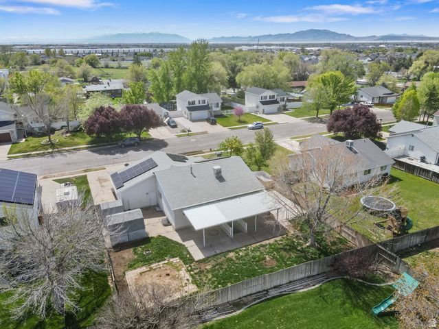 568 W 375 N, Clearfield, UT 84015