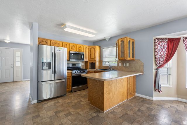 568 W 375 N, Clearfield, UT 84015