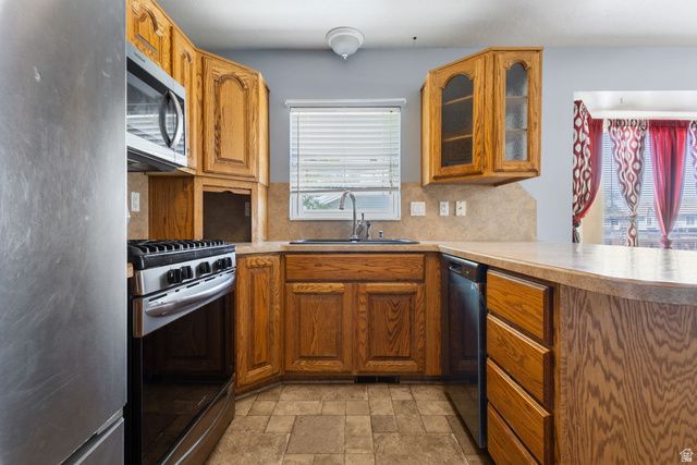 568 W 375 N, Clearfield, UT 84015
