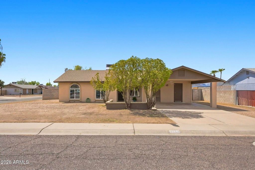 1323 W MORROW Drive, Phoenix, AZ 85027 — photo 2