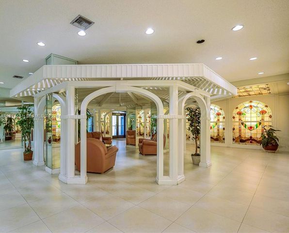 2401 S Ocean Dr 701, Hollywood, FL 33019