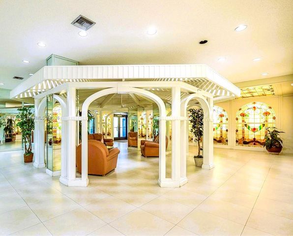 2401 S Ocean Dr 701, Hollywood, FL 33019