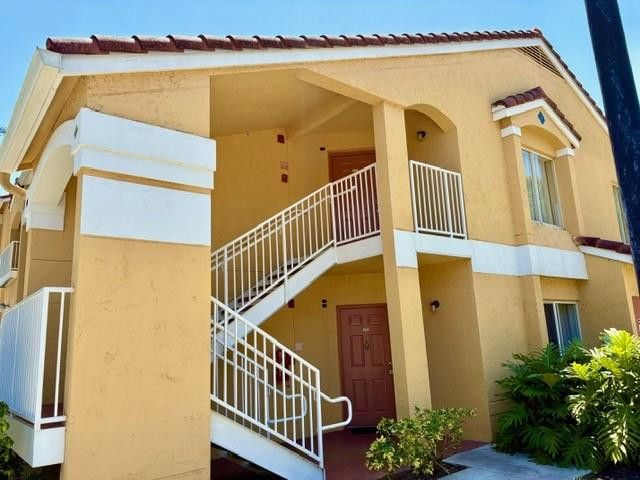 2371 NW 33rd Street 712, Oakland Park, FL 33309