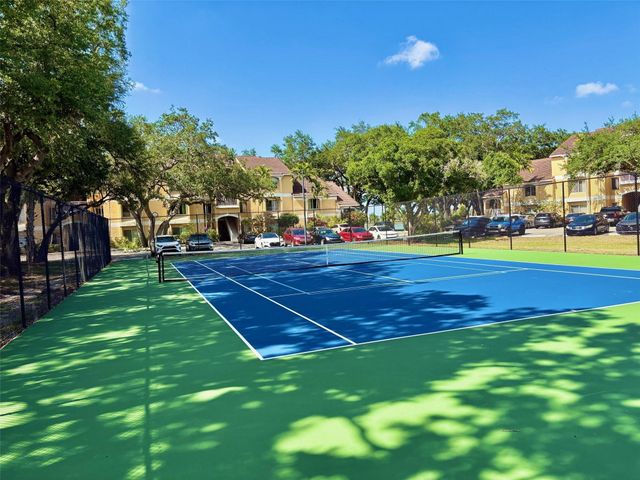 2371 NW 33rd Street 712, Oakland Park, FL 33309