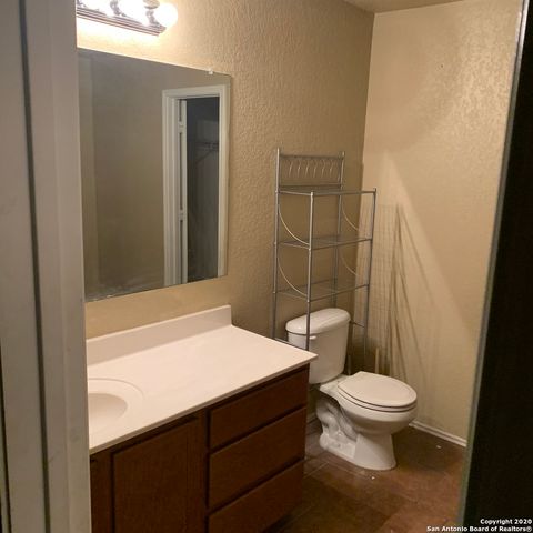 16626 Clydesdale Run, Selma, TX 78154