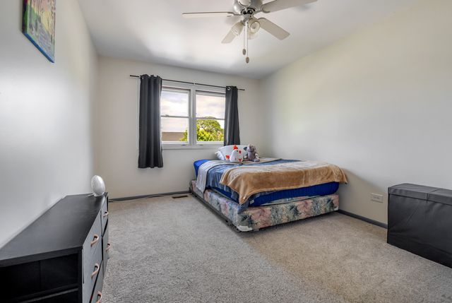 1727 Roosa Lane, Elk Grove Village, IL 60007