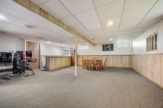 1727 Roosa Lane, Elk Grove Village, IL 60007