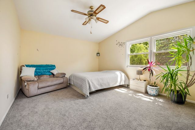 1727 Roosa Lane, Elk Grove Village, IL 60007