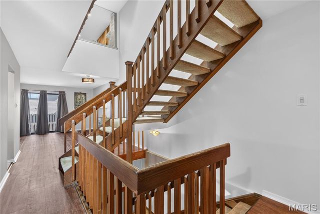 11525 Pineberry Drive, St Louis, MO 63146