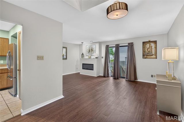 11525 Pineberry Drive, St Louis, MO 63146