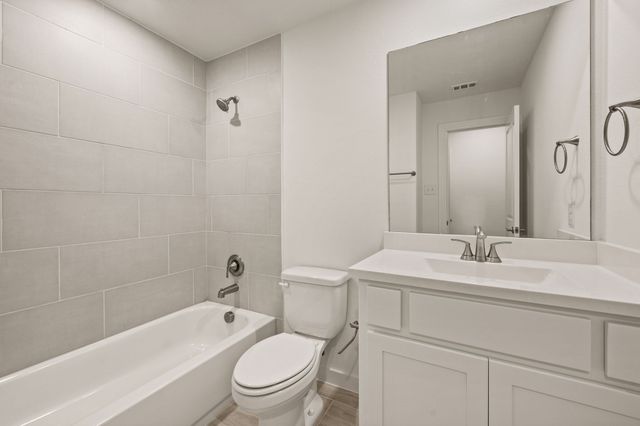 16325 Renault Street, Justin, TX 76247