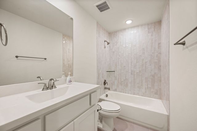 16325 Renault Street, Justin, TX 76247