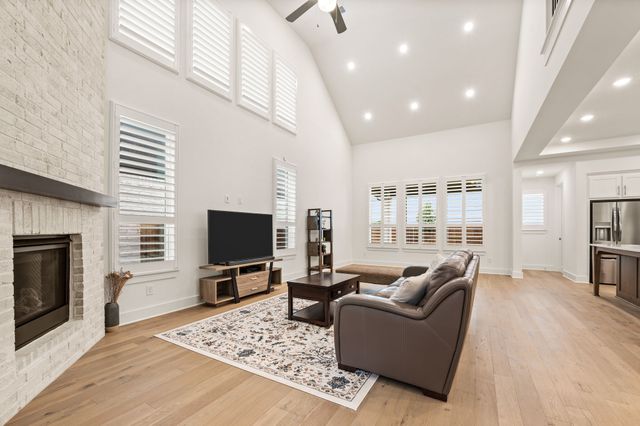 16325 Renault Street, Justin, TX 76247