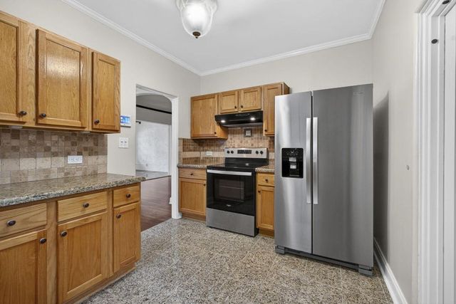 616 Upland Road, West Palm Beach, FL 33401