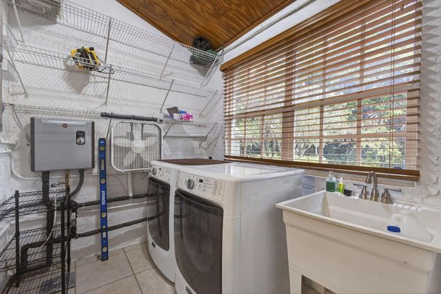 616 Upland Road, West Palm Beach, FL 33401