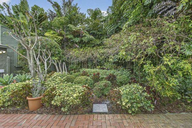 616 Upland Road, West Palm Beach, FL 33401