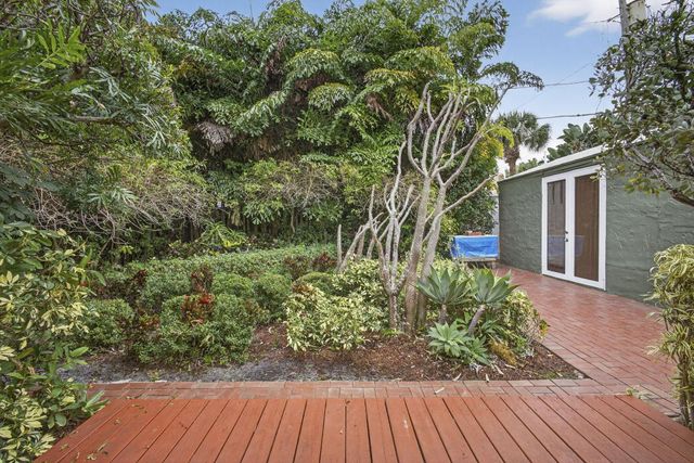 616 Upland Road, West Palm Beach, FL 33401