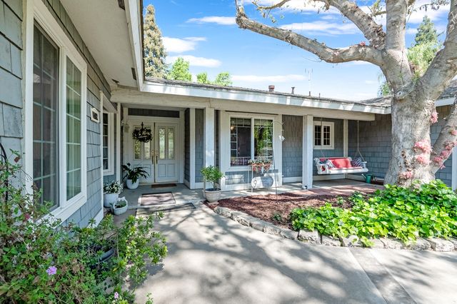 14912 Lipson Avenue, Visalia, CA 93292