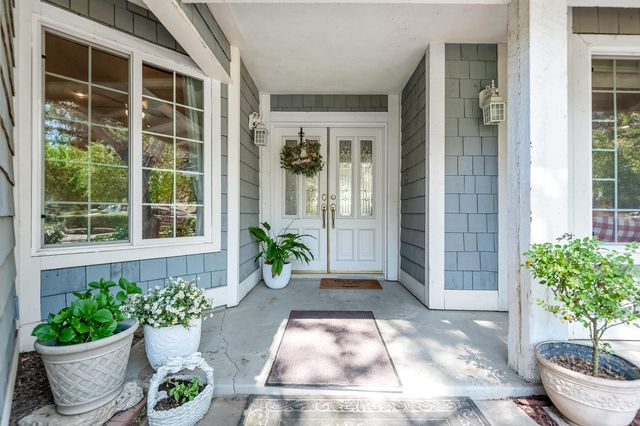 14912 Lipson Avenue, Visalia, CA 93292