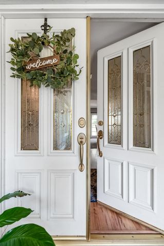 14912 Lipson Avenue, Visalia, CA 93292