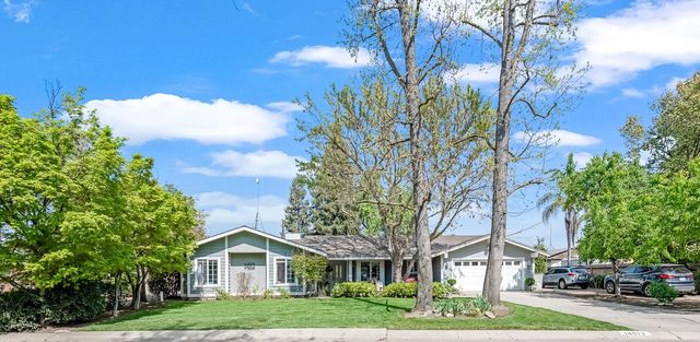 14912 Lipson Avenue, Visalia, CA 93292