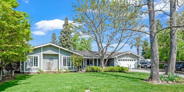 14912 Lipson Avenue, Visalia, CA 93292