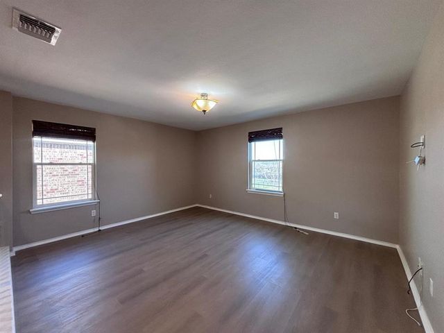 1405 Berlin LN, Austin, TX 78753