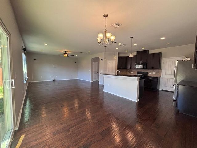 1405 Berlin LN, Austin, TX 78753