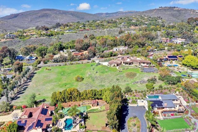 3451 Dove Hollow, Encinitas, CA 92024