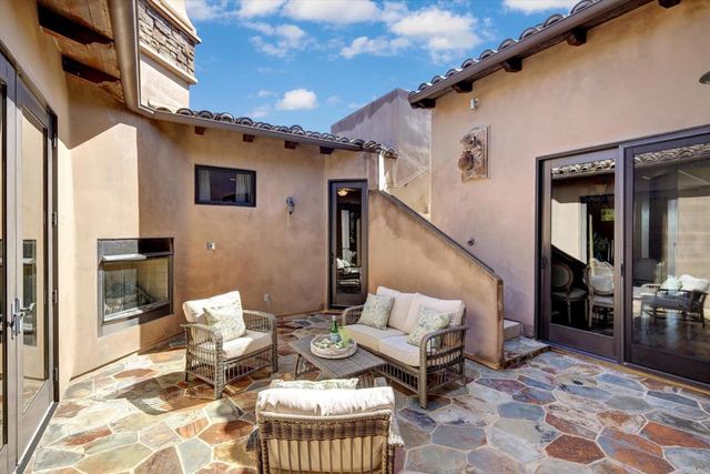 3451 Dove Hollow, Encinitas, CA 92024