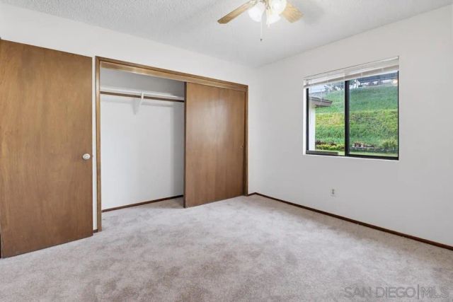 7705 Hunthaven Rd, San Diego, CA 92114