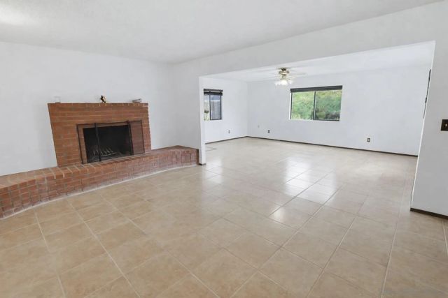 7705 Hunthaven Rd, San Diego, CA 92114