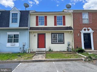 1049 OLD FORGE RD, New Castle, DE 19720