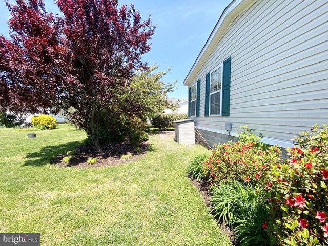 4 MAYFAIR LN, Lewes, DE 19958