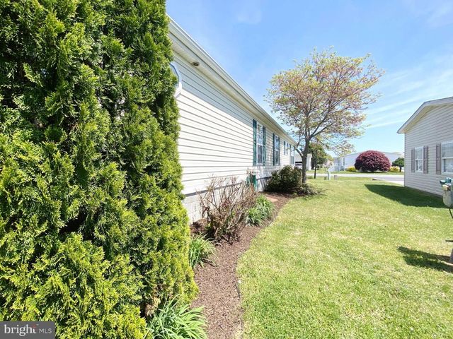 4 MAYFAIR LN, Lewes, DE 19958