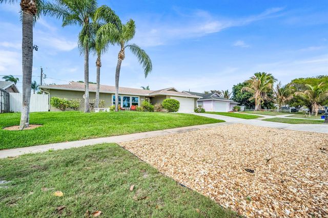 4167 Russell Street, Jupiter, FL 33469