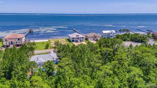 1539 Winding Shore Dr, Gulf Breeze, FL 32563
