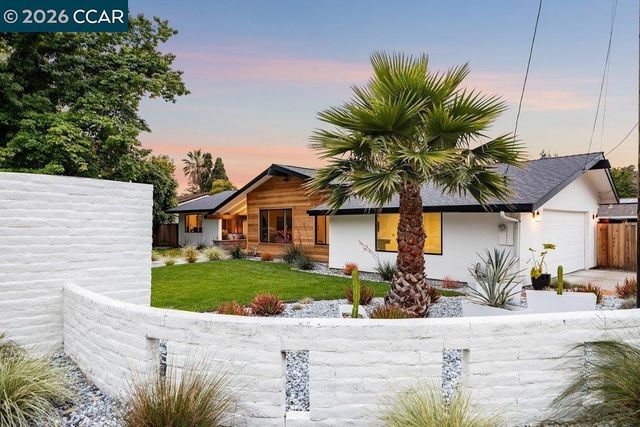 2426 Blackstone Dr, Walnut Creek, CA 94598