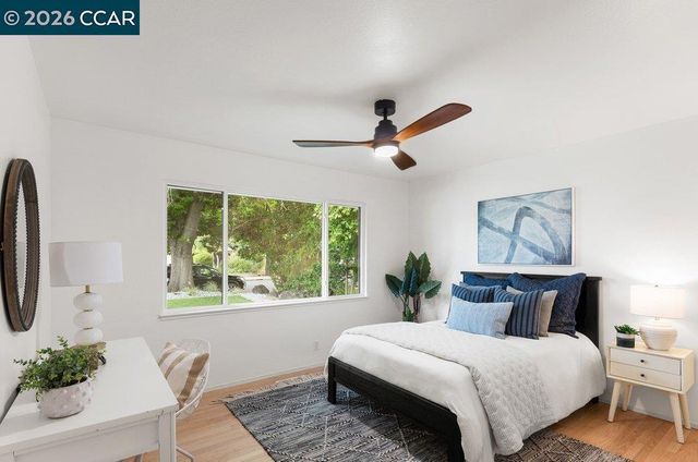 2426 Blackstone Dr, Walnut Creek, CA 94598