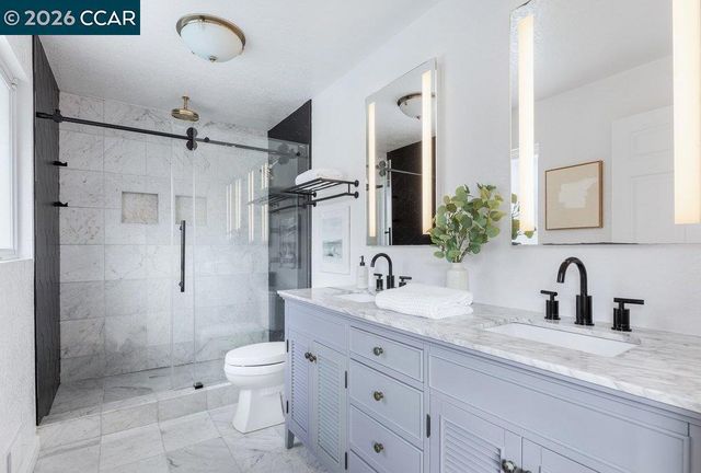 2426 Blackstone Dr, Walnut Creek, CA 94598