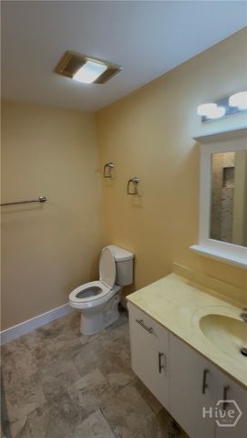 300 Hampton Street 12, Savannah, GA 31405