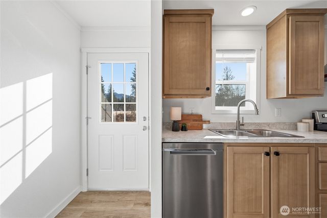 6330 Little Big Horn, Maple Falls, WA 98266