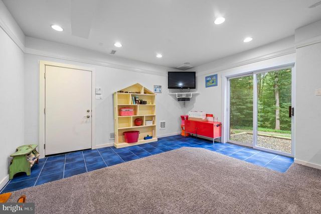 41 LYONS RUN RD, Glenmoore, PA 19343