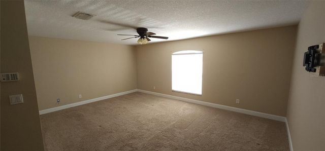 690 W LISBON PARKWAY, Deland, FL 32720