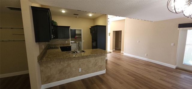 690 W LISBON PARKWAY, Deland, FL 32720